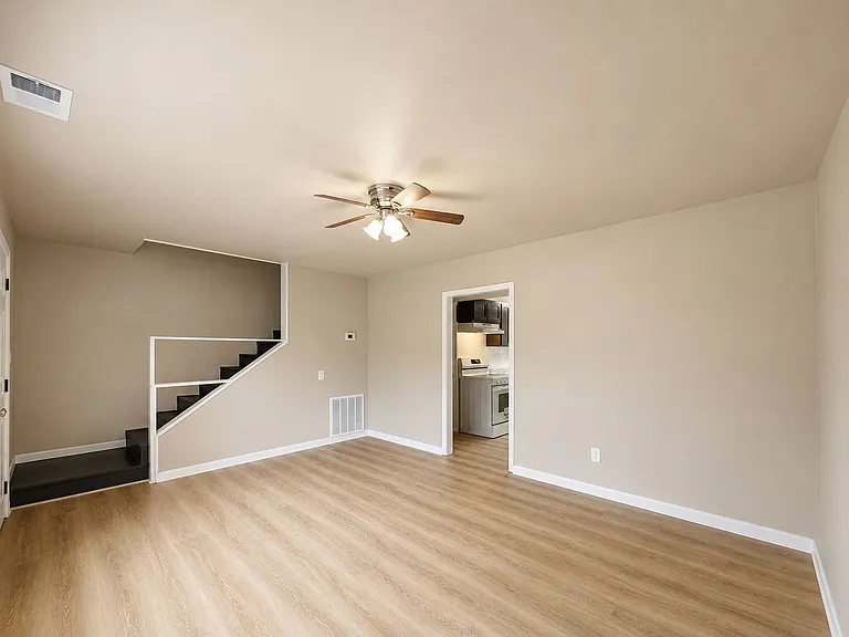 2315 Byers St — Photo 2