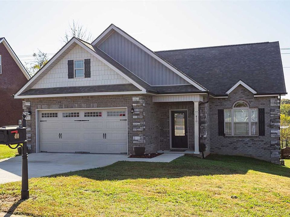 1st image of 410 Lochmere Greene Dr