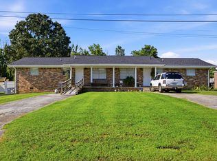 1305 Park Forrest Dr, Fort Oglethorpe, GA 30742