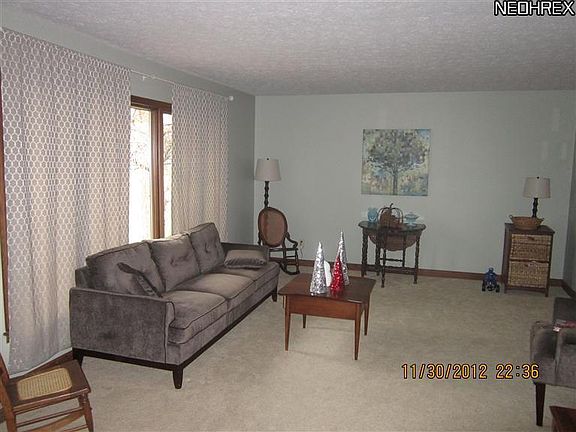 2nd image of 322 Hillyer Dr