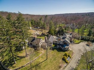 111 Farms Rd, Stamford, CT 06903