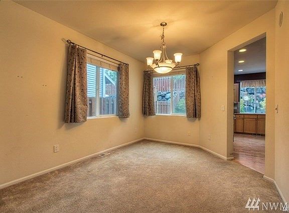 4th image of 6030 Montevista Dr SE