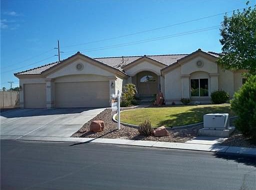 1st image of 5915 Musketeer Ln