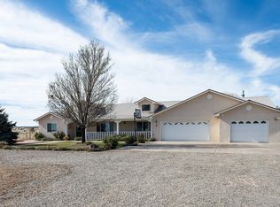 3 Los Llanos Ct, Edgewood, NM 87015
