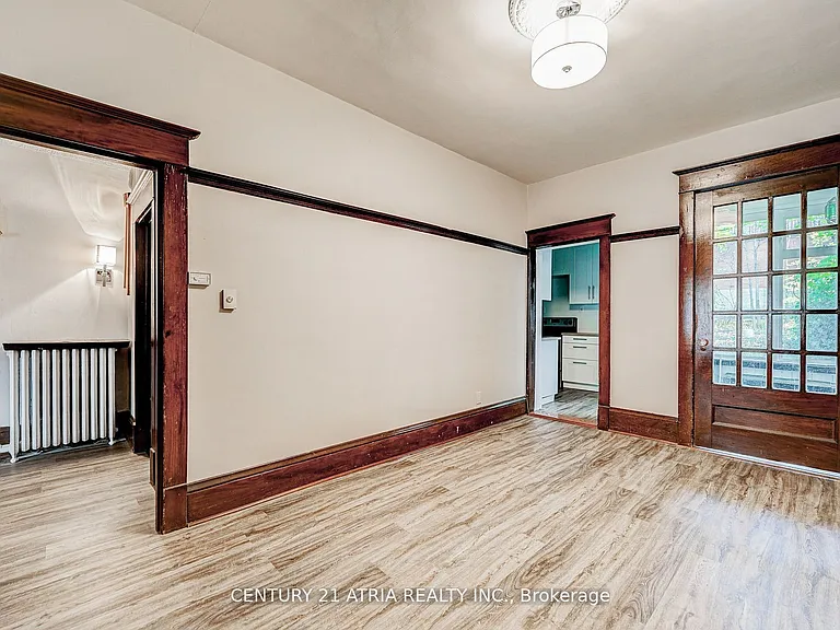 397 Parkside Dr — Photo 6