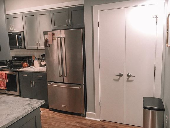 4th image of 433 Saint Pauls Blvd Unit 3D