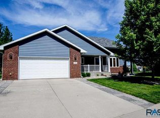7701 S Hughes Ave, Sioux Falls, SD 57108