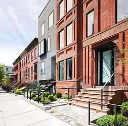 4 Downing Street in Clinton Hill