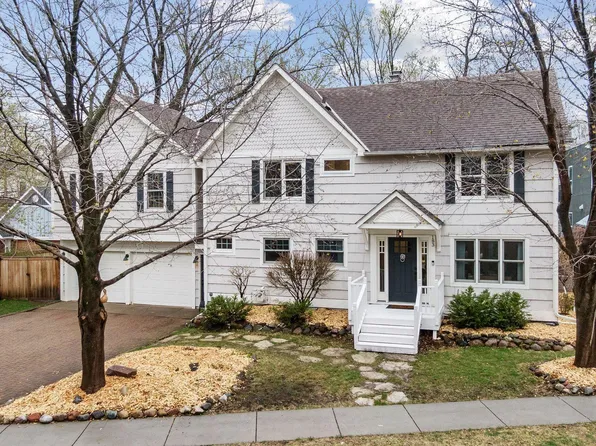 183 Maple St, Excelsior, MN 55331