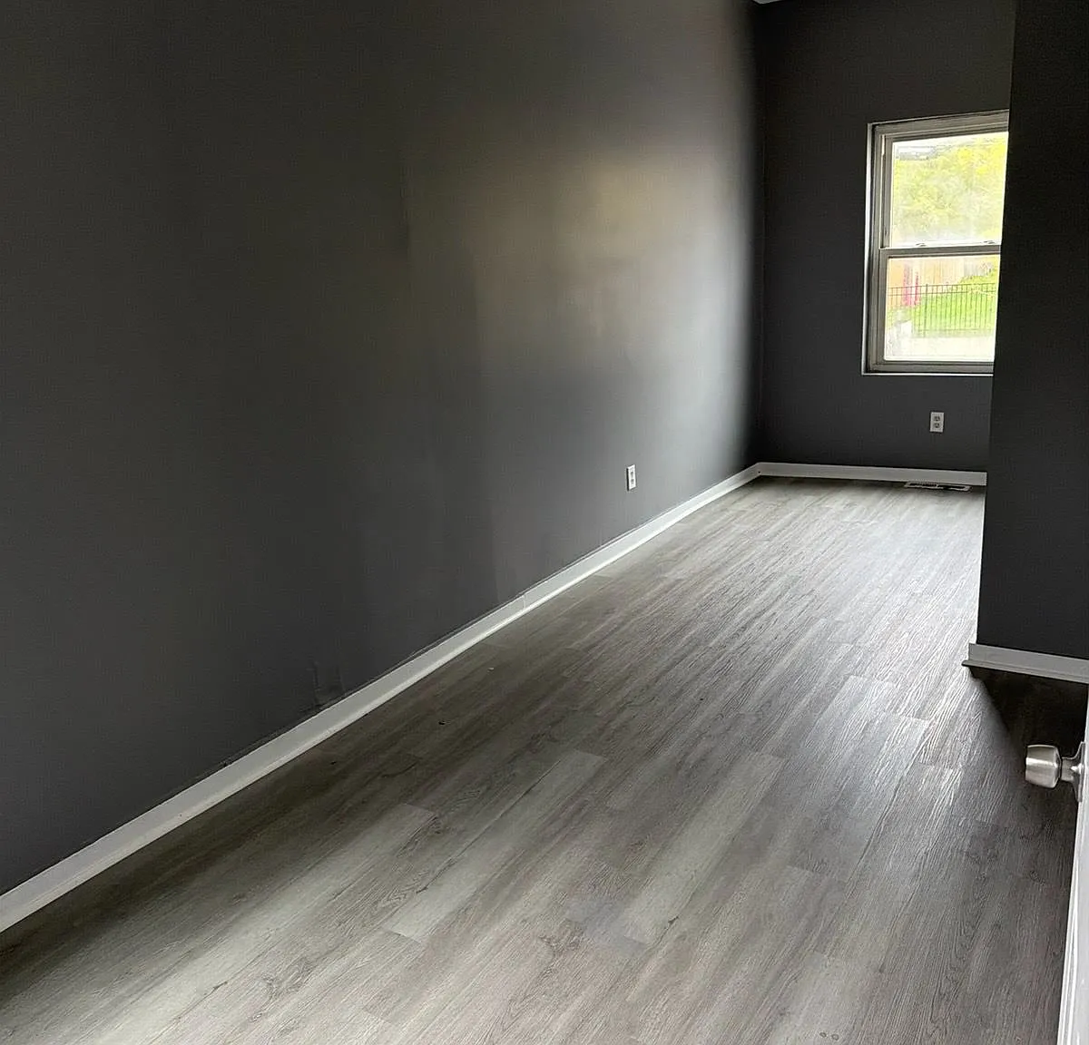 3 bed, 900 sqft, $1,450 — Photo 2