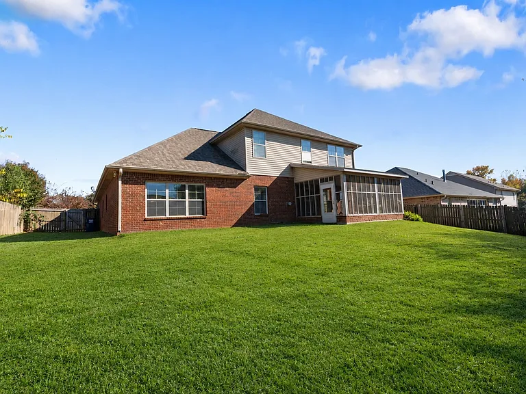 107 Autumn Haven Ln — Photo 16
