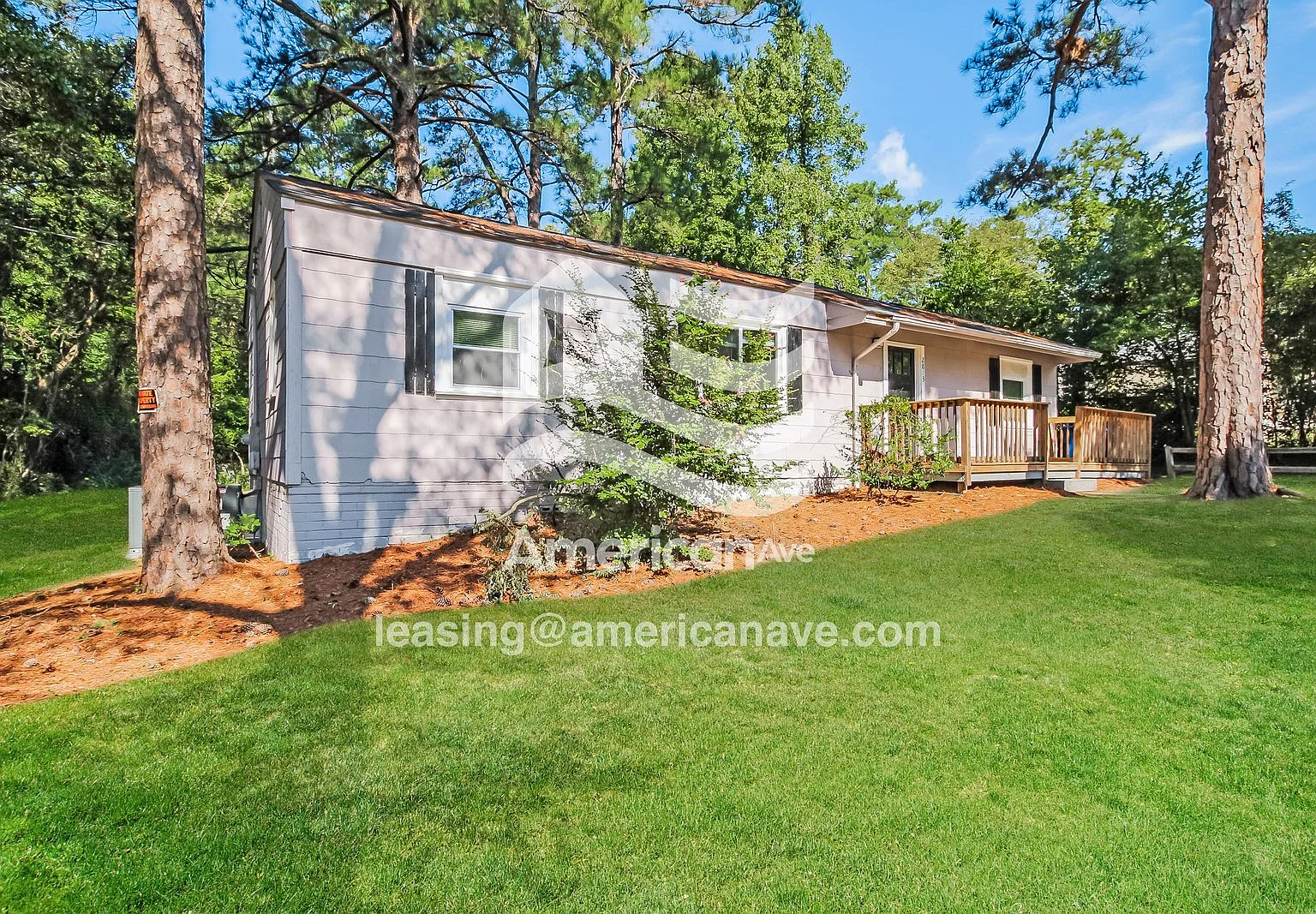 3 bed, 2.0 bath, 1088 sqft, $1,375 — Photo 2