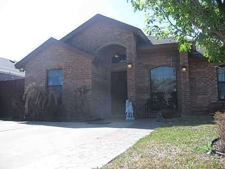 1st image of 909 Birney Dr