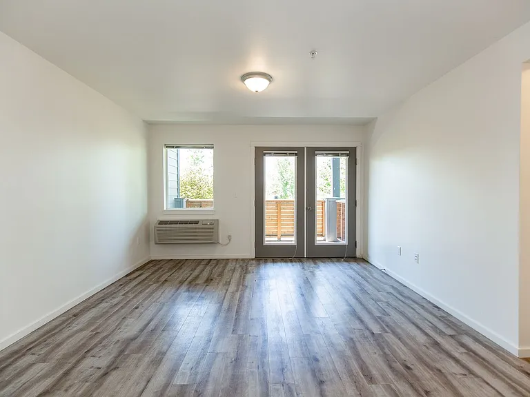 Cottonwood Corner Apartments — Photo 37