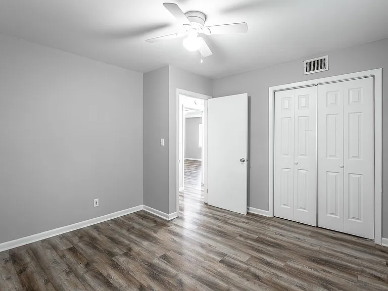 4711 Murray Lake Ln — Photo 16
