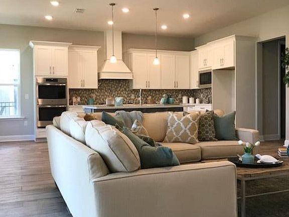 2nd image of 8754 Anglers Cove Dr