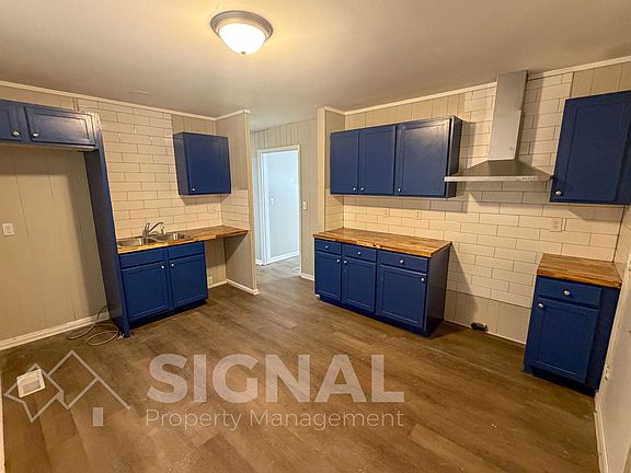 5th image of 123 Willow St