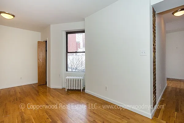 Rented by Copperwood Real Estate | media 23