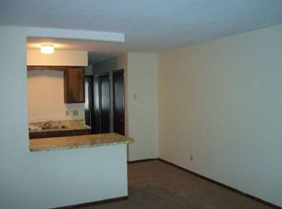 5609 S 14th St APT 5, Omaha, NE 68107