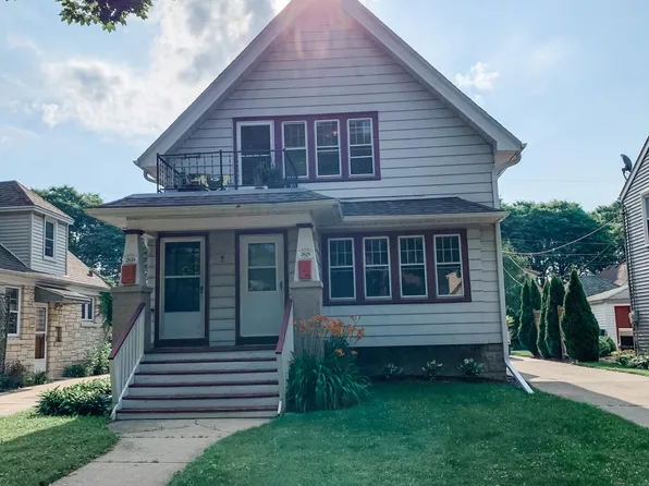 2630 N 70th St, Wauwatosa, WI 53213