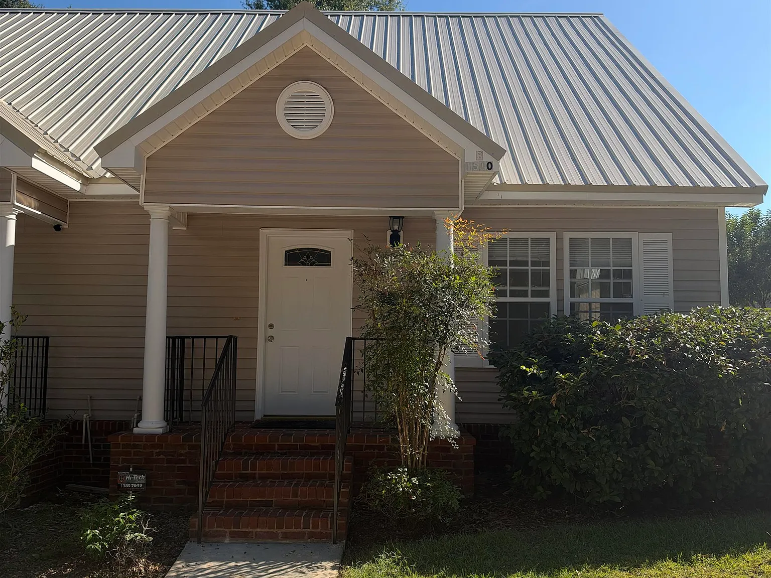 2 bed, 1394 sqft, $1,600 — Photo 1