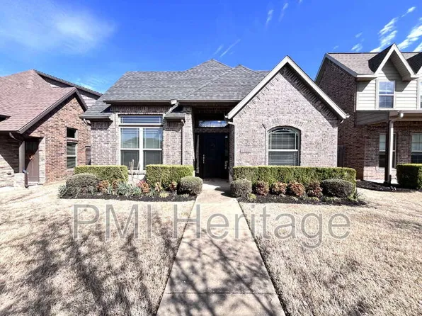 3214 SW Stonepoint Ave, Bentonville, AR 72712