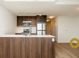 6137 Cambie St #402, Vancouver, BC V5Z 3B2