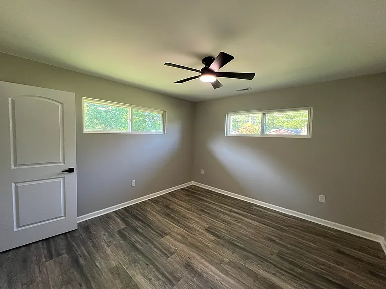 11405 Cresthill Dr — Photo 9