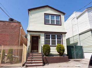10146 95th St, Ozone Park, NY 11416