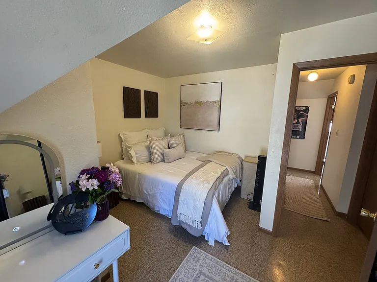 1009 W 22nd St #43 — Photo 11