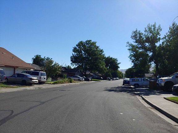 4th image of 898 Glen Meadow Dr
