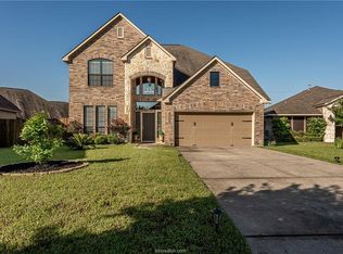 1022 Venice Dr, Bryan, TX 77808