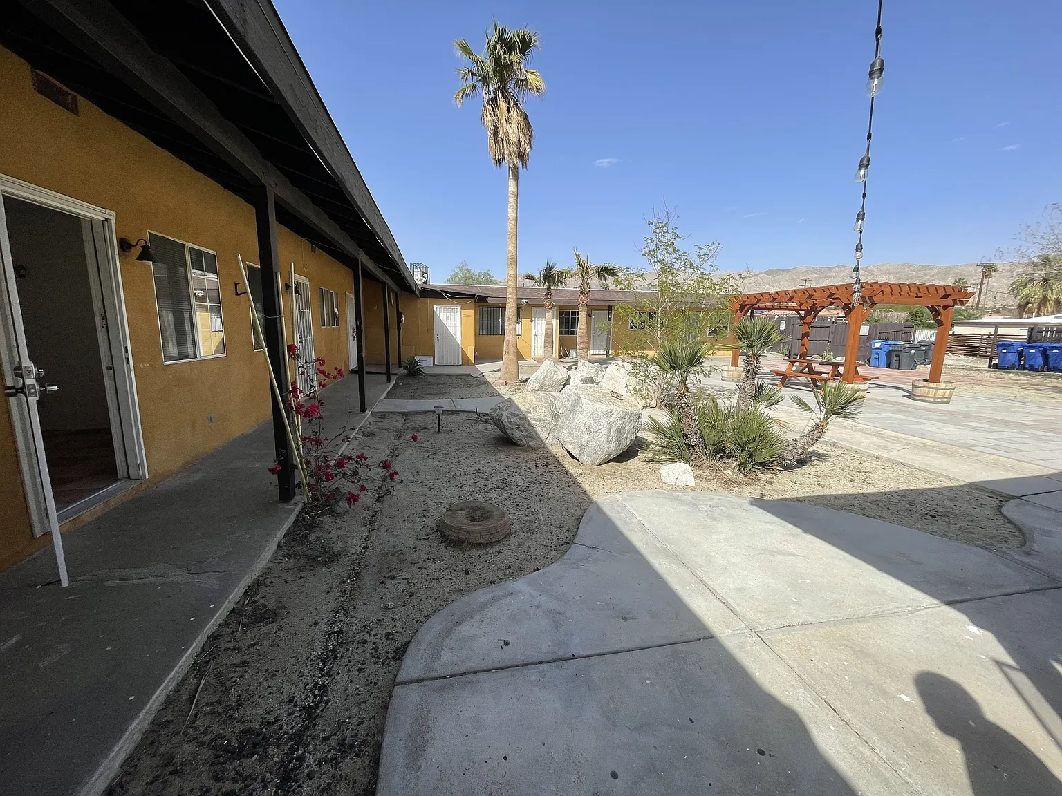 Cahuilla Villas - 7 — Photo 3