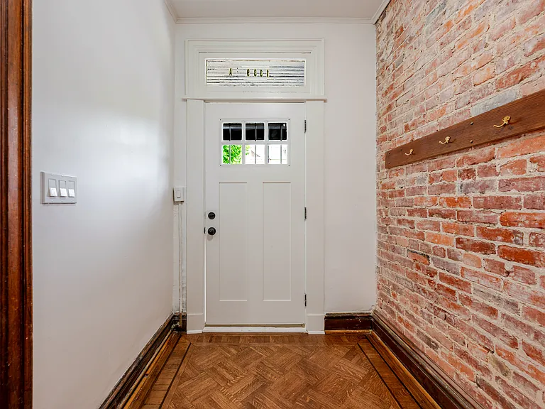 1339 Oak St NW #A — Photo 6
