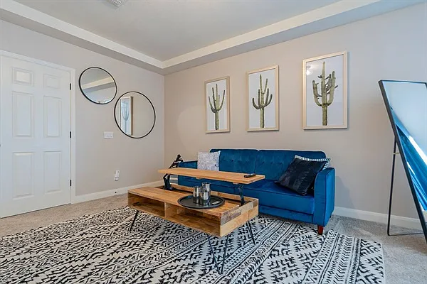174 S Laguna Dr — Photo 19