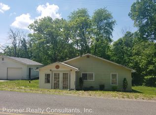 611 McCleary Rd, Hookstown, PA 15050