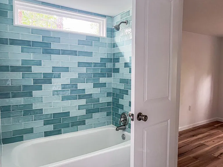 210 Forest Dr — Photo 4