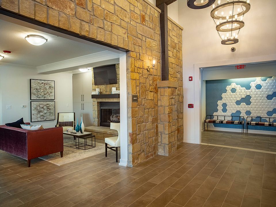 Viceroy Apartments 2155 Arkansas Ln Grand Prairie TX Zillow