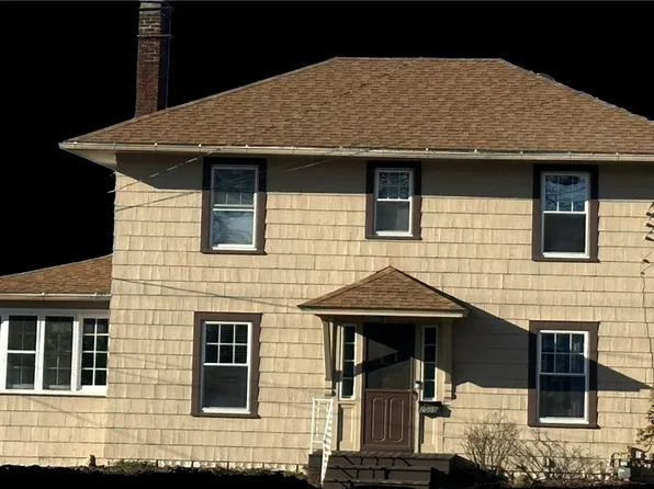 2009 E Prospect Rd, Ashtabula, OH 44004