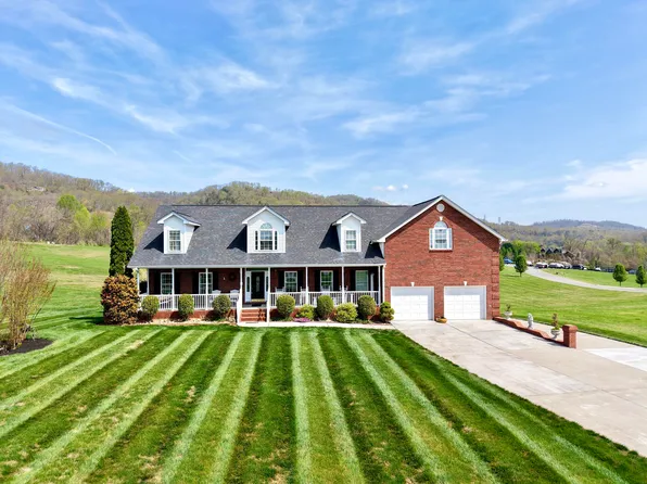 1225 Legacy Bay Dr, Mooresburg, TN 37811