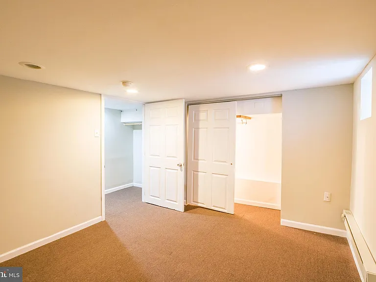 5750 N Lambert St — Photo 18