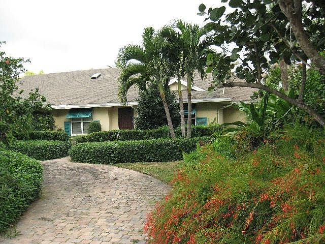 1st image of 1123 Capitanilla Dr