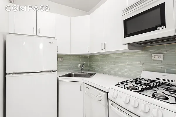 Sold by Compass | media 4