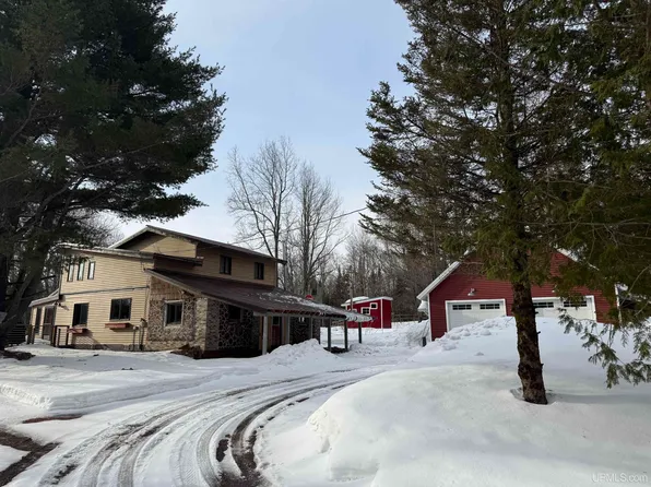 761 County Road 545 N, Skandia, MI 49885