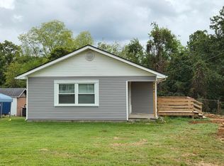 160 Park Ave, Radcliff, KY 40160