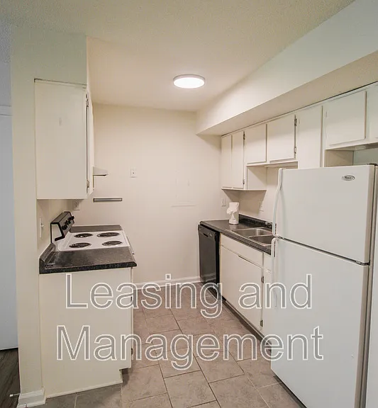 2494 Etiwan Ave #3-C — Photo 3