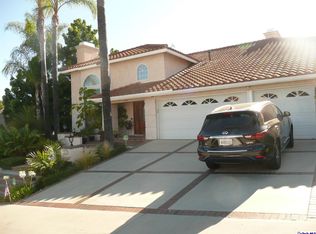 5865 Woodglen Dr, Agoura Hills, CA 91301