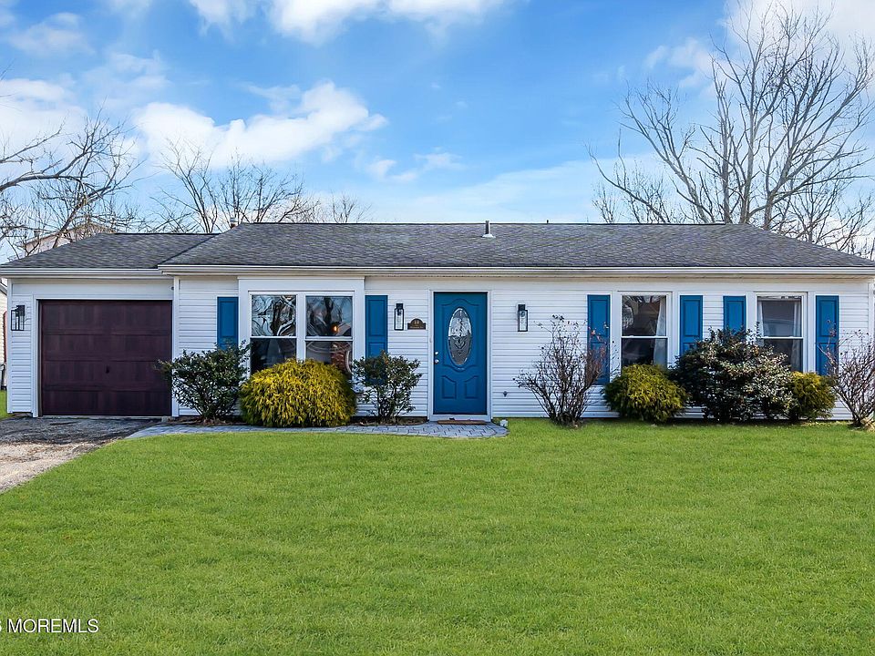 1st image of 18 Mizzen Drive