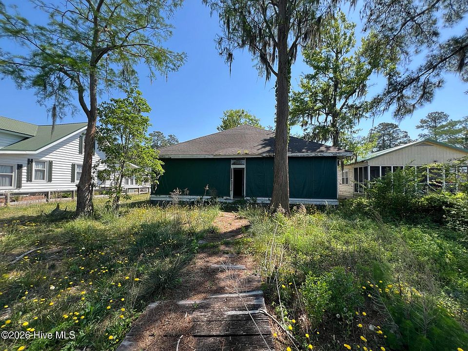 1st image of 1194 White Lake Drive