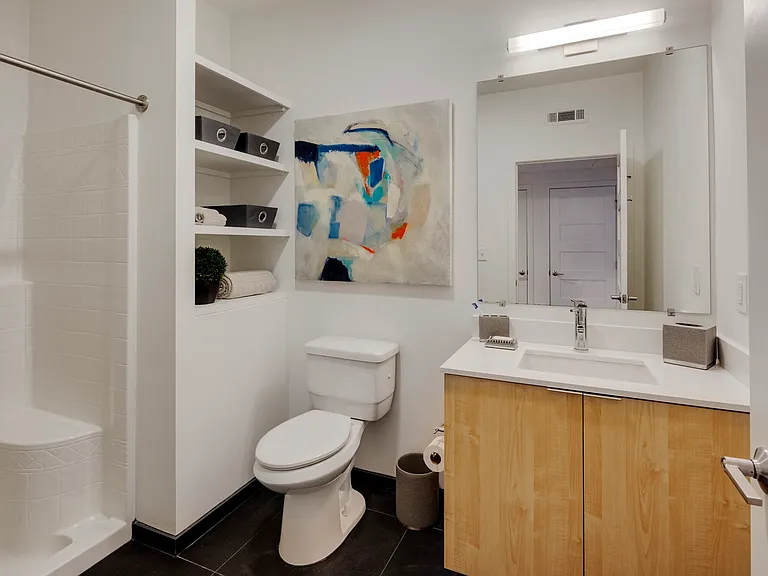 E3 Apartments — Photo 16